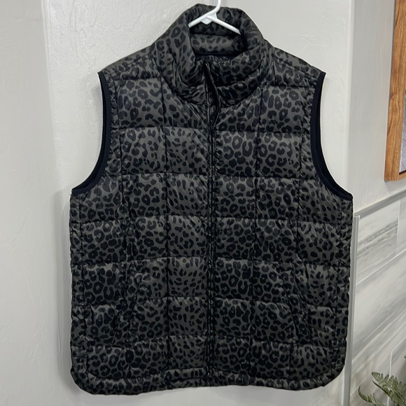 GAP Other - Gap Mens Olive Green Prima Sleeveless Full Zip Puffer Vest Size Extra Large